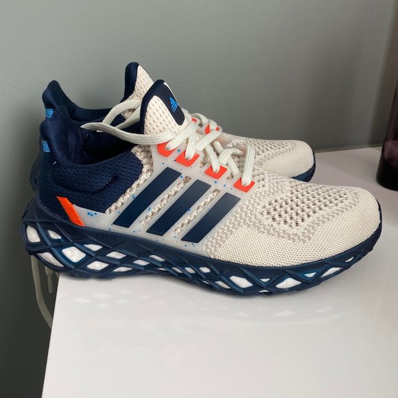 ADIDAS ULTRABOOST WEB DNA MEN'S RUNNER SIZE 7.5 - Picture 1 of 4